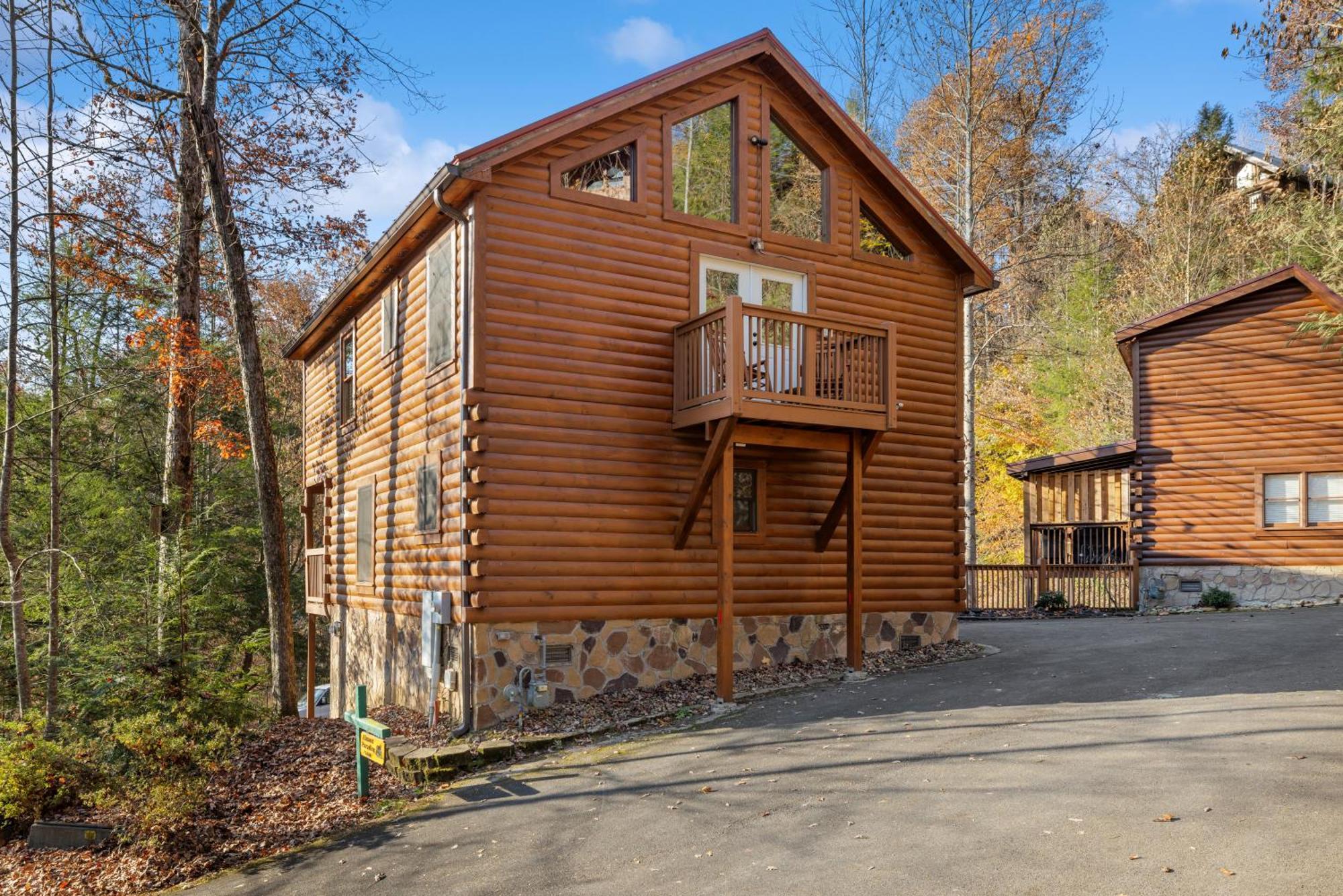 Experience The Allure Of Almost Paradise Where Bliss Awaits Gatlinburg